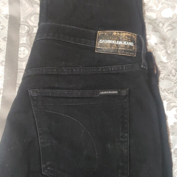 Jeans - Picture 1 of 4